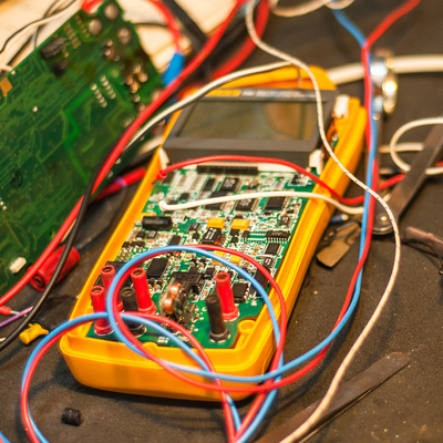 De Lamplabotest van de EMCelectromagneticverenigbaarheid in 30-90 Minuten